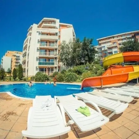 Inviting Modern 1-Bed Apartment In Sveti Vlas شقة *